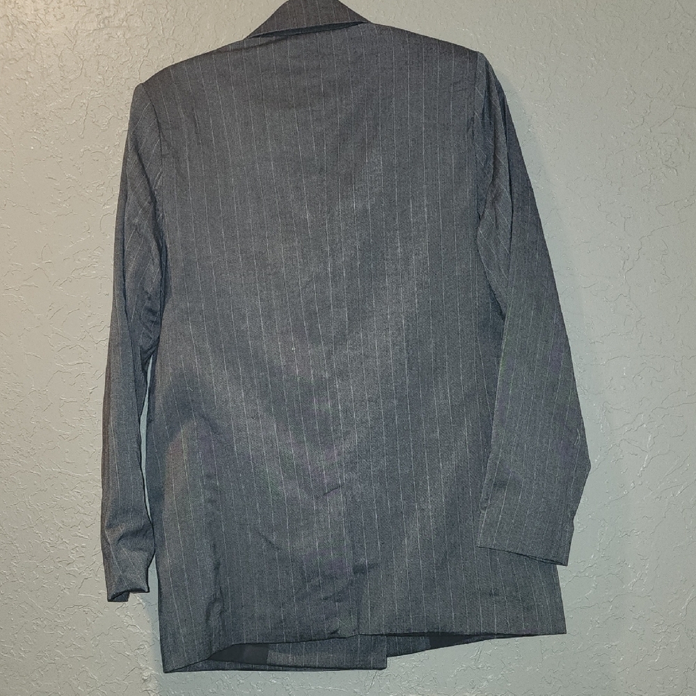 Gray Pinstripe Women's Blazer - Picture 5 of 5